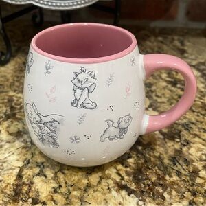 Disney Aristocats Marie Floral Sweet Dreams egg shaped mug - Brand new!
